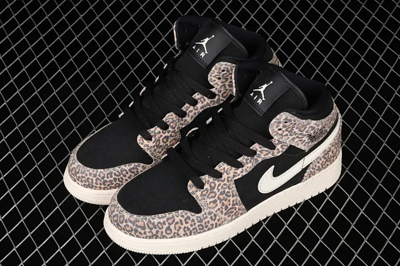 All categories Air Jordan Jordan series basketball shoes Air Jordan 1 Mid G version pure original Air Jordan 1 Mid GS AJ1 Joe 1 leopard print Chinese basketball shoes BQ6931-021